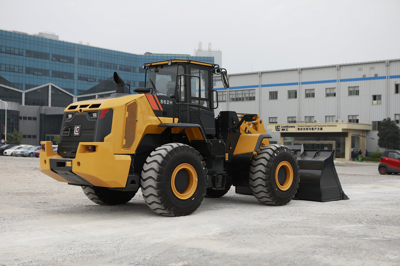 Фронтальный погрузчик LiuGong CLG 862H (6 тонн)