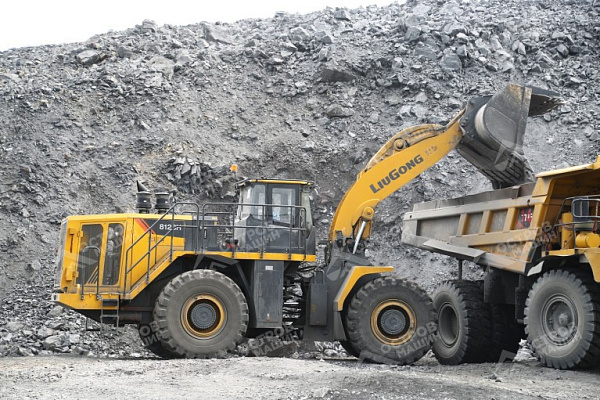 Фронтальный погрузчик LiuGong CLG8128H (16 тонн)