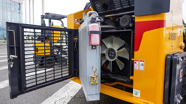 Мини-погрузчик LiuGong CLG395B