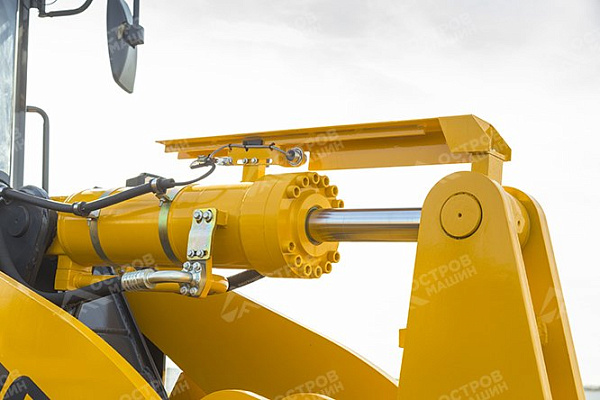 Фронтальный погрузчик LiuGong ZL50CN