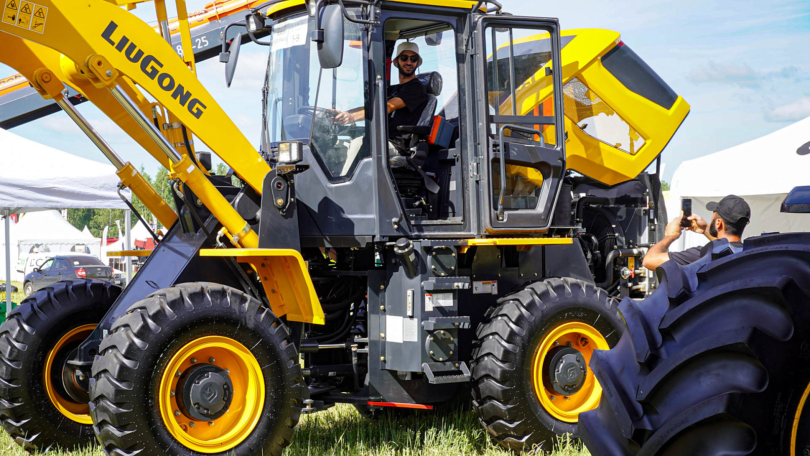 ОСТРОВ МАШИН на выставке "День Тамбовского поля 2024"