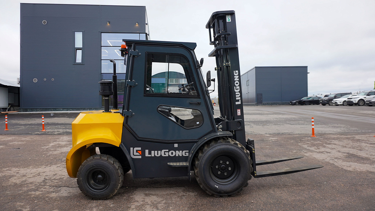 Дизельный вилочный погрузчик LiuGong CLG2035H-R (3,5 тонны)