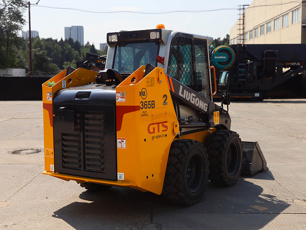 Мини-погрузчик LiuGong CLG365B MAX