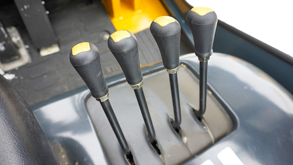 Дизельный вилочный погрузчик LiuGong CLG2070H Isuzu (7 тонн)