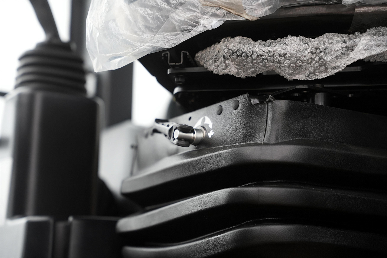 Экскаватор-погрузчик LiuGong CLG777A-S MAX