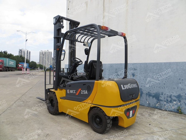 Электрический вилочный погрузчик LiuGong CLG25A-S (2,5 тонны)