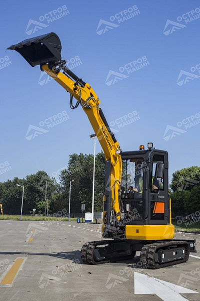 Экскаватор LiuGong CLG9035E гусеничный (4 тонны)