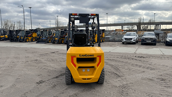 Дизельный вилочный погрузчик LiuGong CPCD35Е (3,5 тонны)