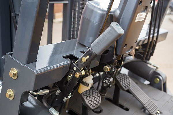 Дизельный вилочный погрузчик LiuGong CPCD20 Xinchai (2 тонны)