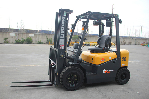 Дизельный вилочный погрузчик LiuGong CPCD20 Isuzu (2 тонны)