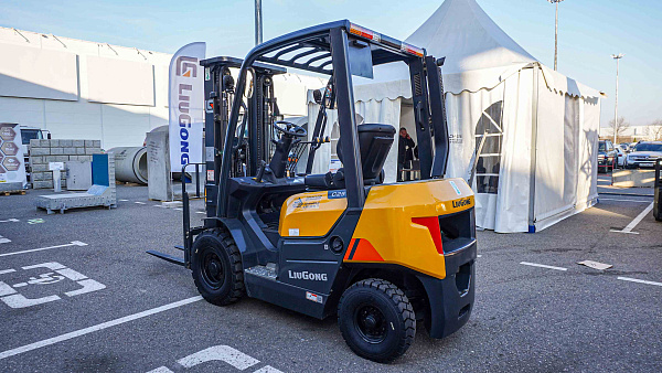 Вилочный погрузчик LiuGong CLG2025H (2,5 тонны)