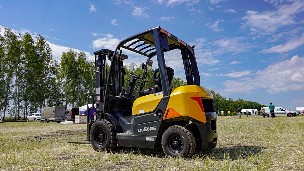 Вилочный погрузчик LiuGong CLG2020H (2 тонны)